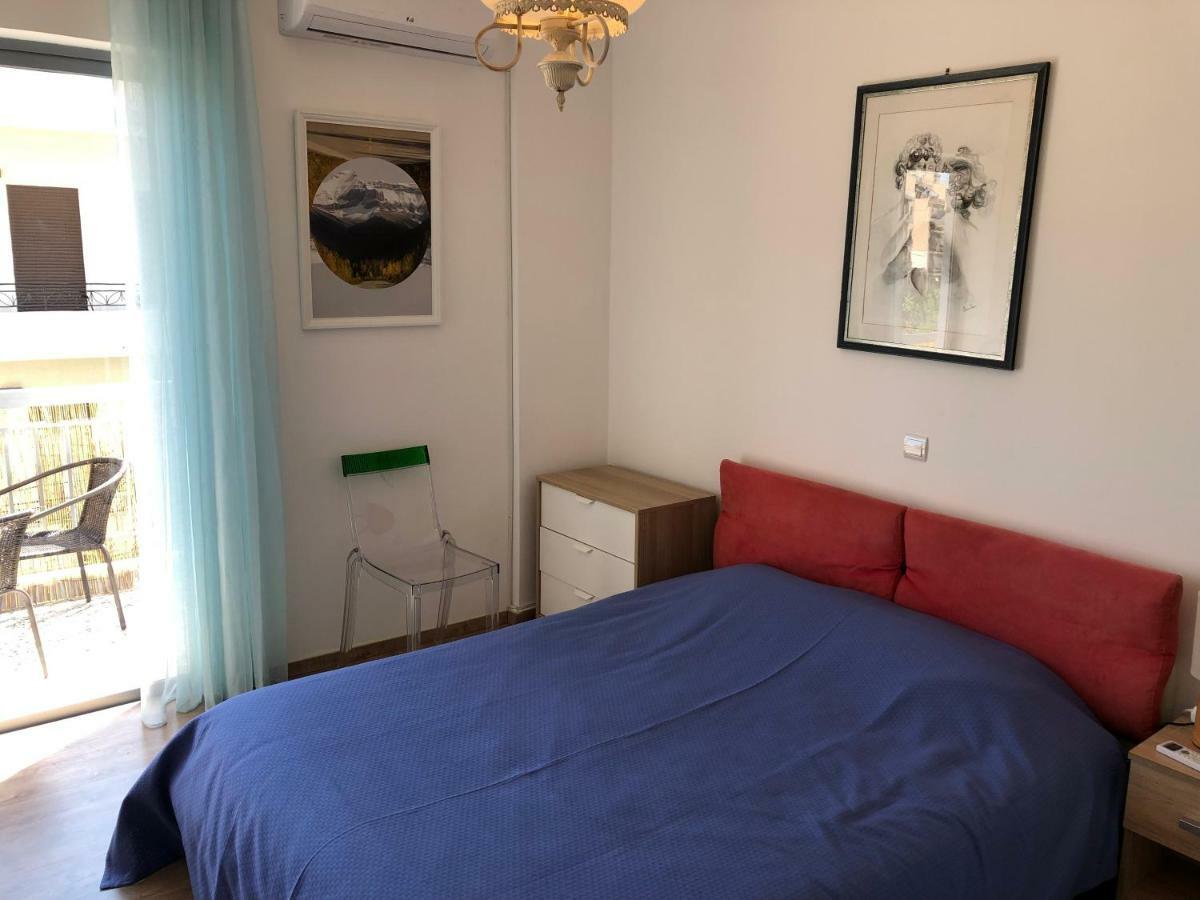 Metaxourgio Spacious Two Bedroom Apartment Athens Luaran gambar
