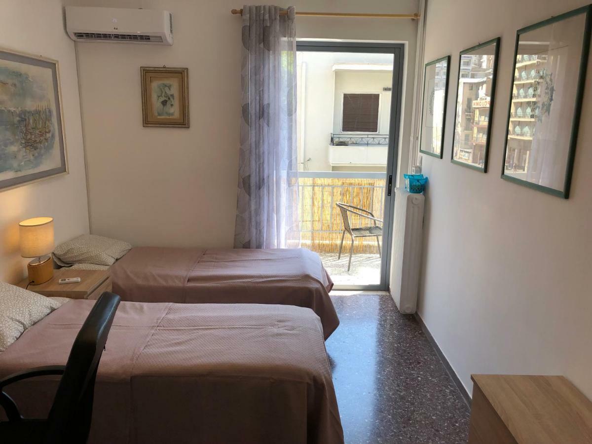 Metaxourgio Spacious Two Bedroom Apartment Athens Luaran gambar