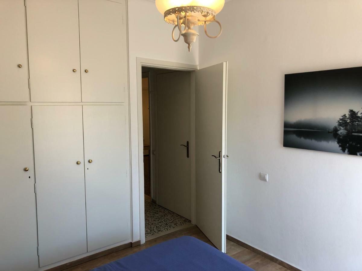 Metaxourgio Spacious Two Bedroom Apartment Athens Luaran gambar