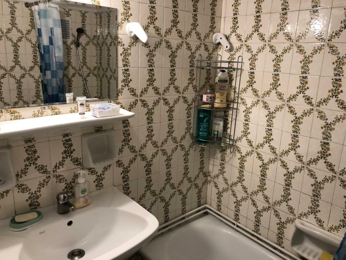 Metaxourgio Spacious Two Bedroom Apartment Athens Luaran gambar